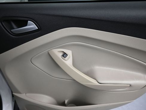 Used 2018 Ford Escape SE w/ SE Sync 3 Package image 29