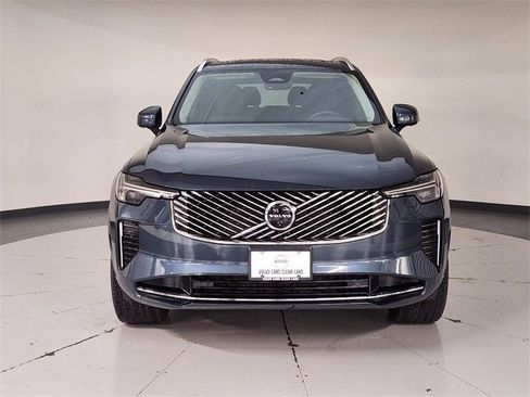 Used 2025 Volvo XC90 B5 Plus image 9