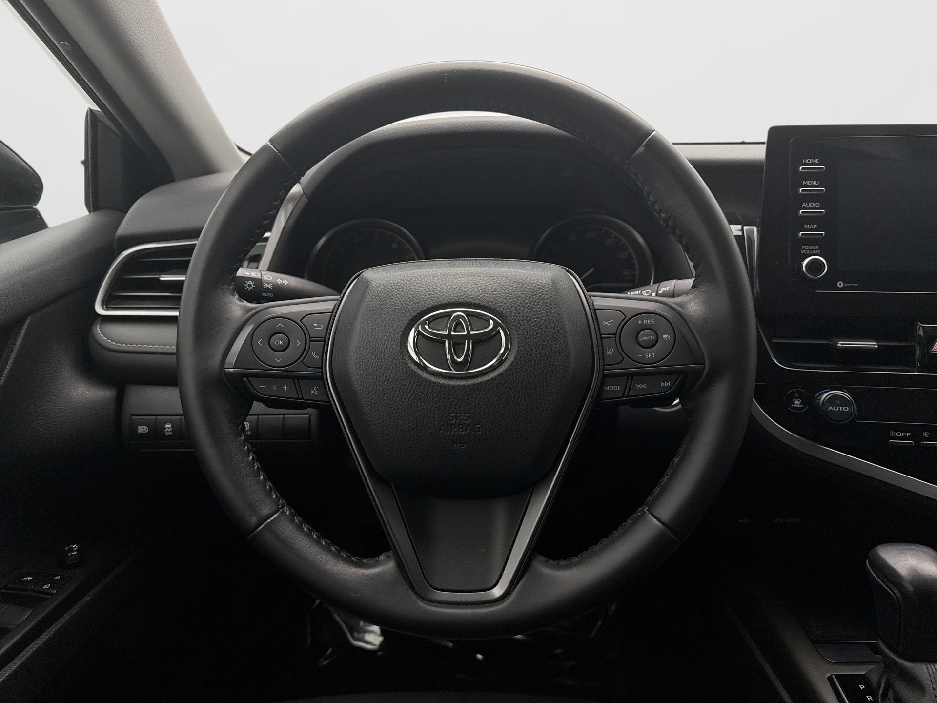 Used 2022 Toyota Camry SE w/ Convenience Package AWD/4WD image 12
