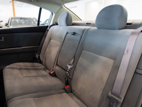 Used 2009 Nissan Sentra 2.0 S FE+ w/ Convenience Plus Pkg FWD image 18
