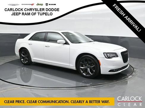 Used 2023 Chrysler 300 S image 5
