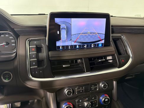 Used 2021 GMC Yukon SLT w/ SLT Premium Package AWD/4WD image 18