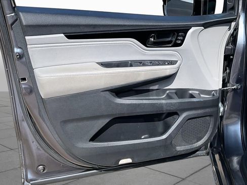 Used 2018 Honda Odyssey Elite image 26