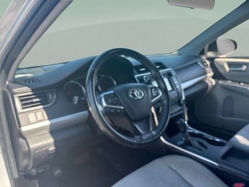 Used 2016 Toyota Camry SE FWD image 15