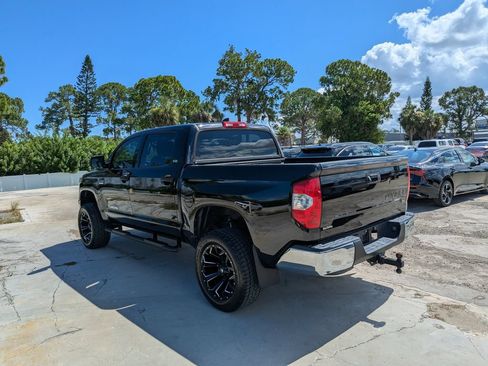 Used 2021 Toyota Tundra SR5 w/ SR5 Leather Package RWD image 6