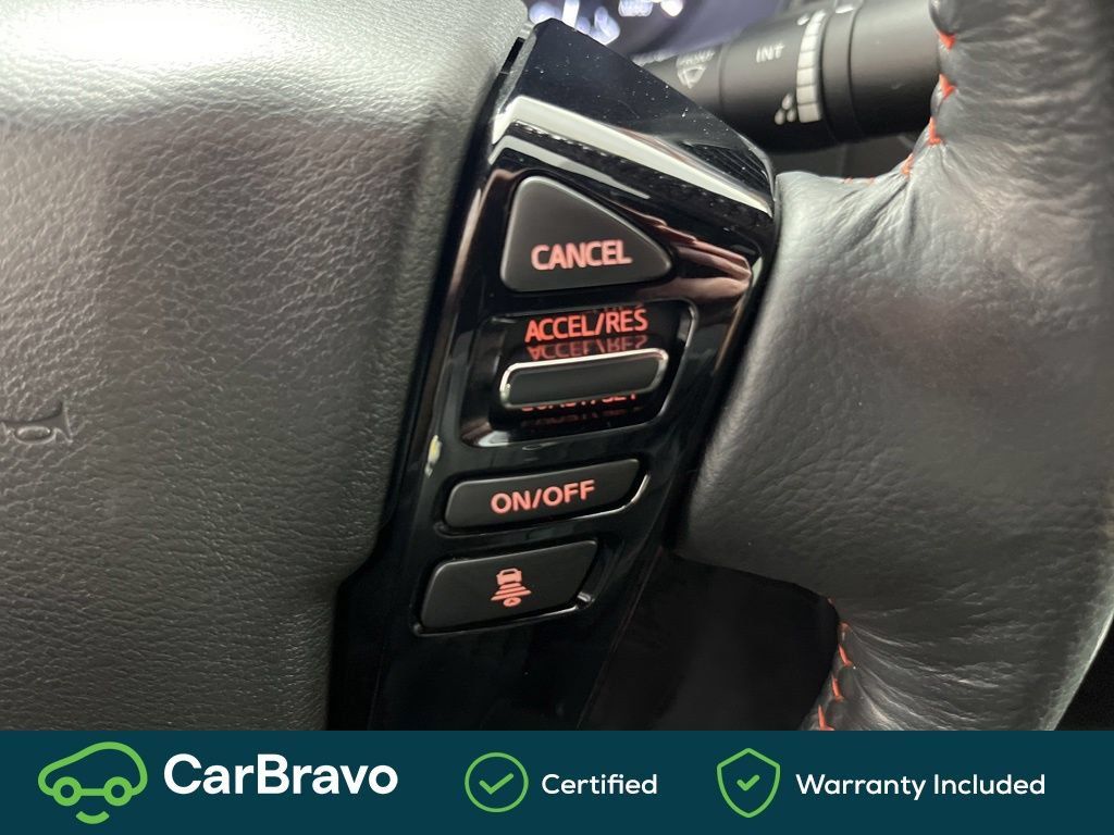 Used 2022 Nissan Frontier PRO-4X AWD/4WD image 32