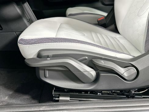 Used 2025 MINI Cooper S image 18