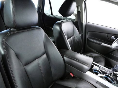 Used 2013 Ford Edge Limited image 13