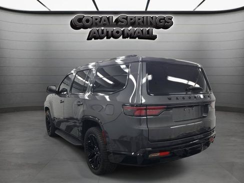 Used 2024 Jeep Wagoneer Series II AWD/4WD image 4