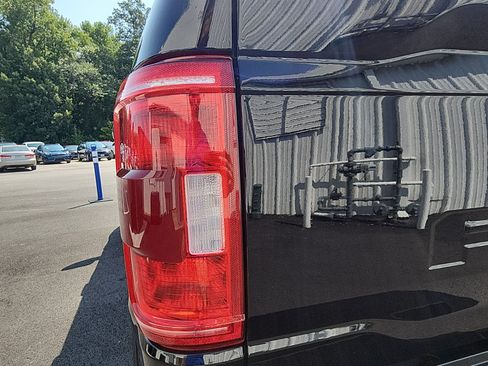 Used 2022 Ford F150 XLT w/ Equipment Group 302A High AWD/4WD image 13