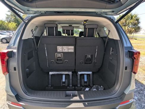 New 2027 Kia Carnival SX FWD image 13