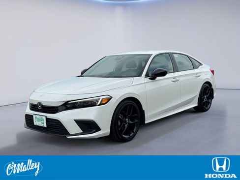 Used 2024 Honda Civic Sport image 1
