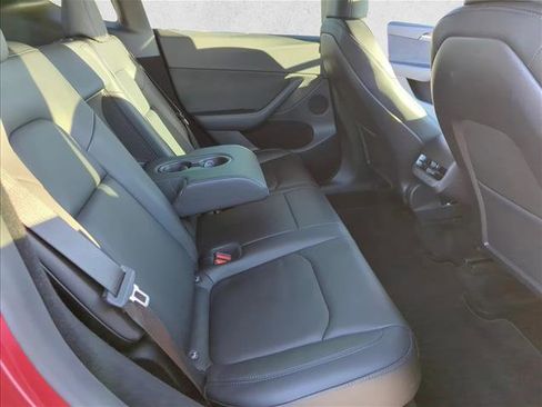 Used 2023 Tesla Model Y Performance image 24