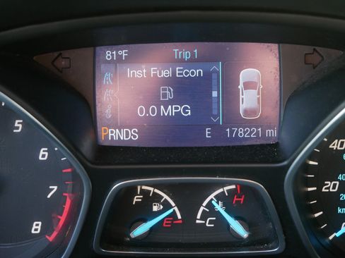 Used 2014 Ford Escape S FWD image 33