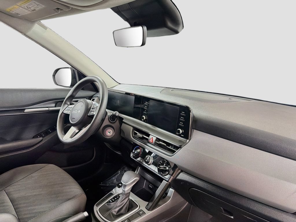 Used 2024 Kia Seltos LX AWD/4WD image 28