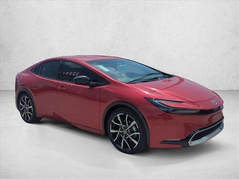 New 2026 Toyota Prius Plug-In Hybrid FWD image 3