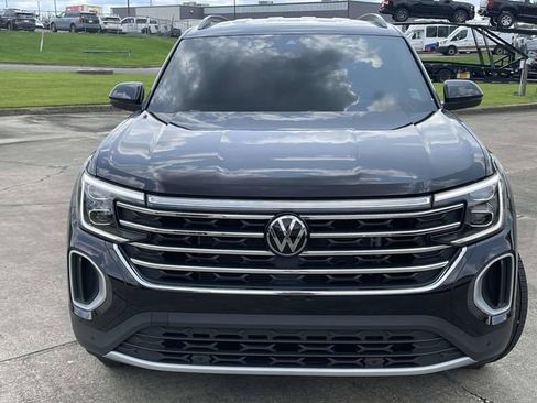 Used 2024 Volkswagen Atlas SE FWD image 8