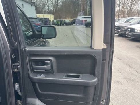 Used 2019 RAM 1500 Express w/ Express Value Package image 29