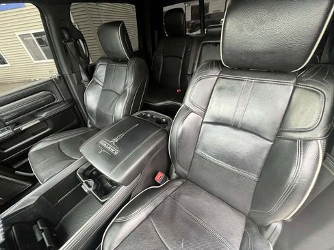 Used 2020 RAM 3500 Limited AWD/4WD image 24