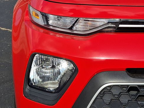 Used 2022 Kia Soul LX w/ Technology Package FWD image 19