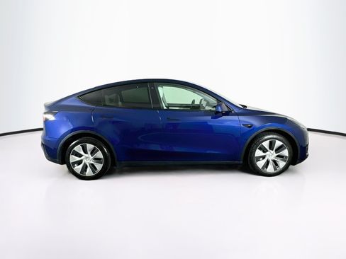 Used 2021 Tesla Model Y Long Range AWD/4WD image 10