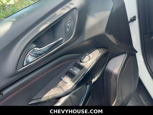 Used 2025 Chevrolet Trax RS w/ Driver Confidence Package FWD image 13