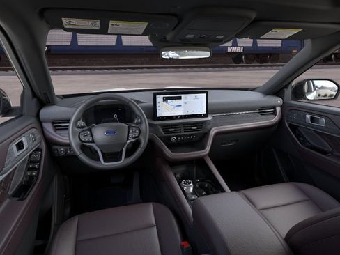 New 2026 Ford Explorer Platinum w/ LUX Leather Package AWD/4WD image 10