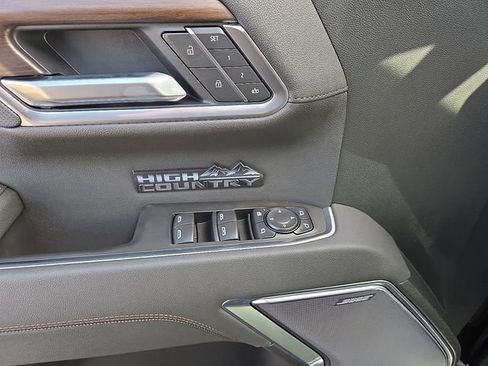 New 2026 Chevrolet Silverado 1500 High Country w/ Midnight Edition image 10