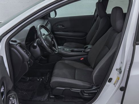 Used 2022 Honda HR-V Sport image 11