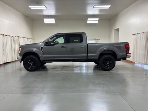 Used 2022 Ford F250 Lariat w/ Tremor Off-Road Package AWD/4WD image 5