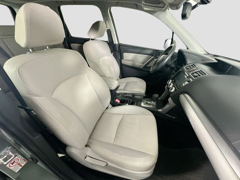 Used 2016 Subaru Forester 2.5i Premium AWD/4WD image 30