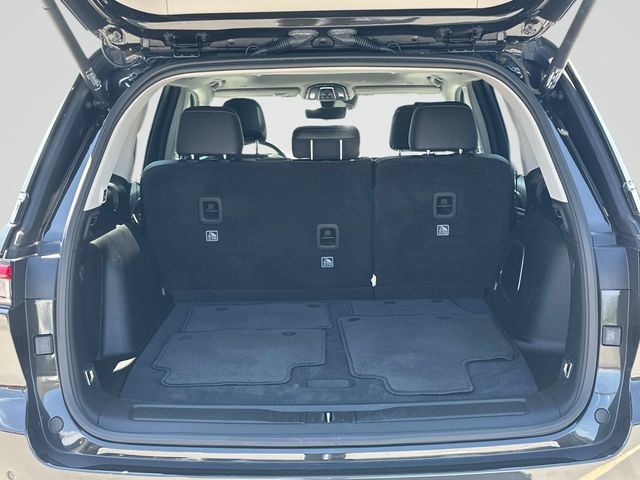 Used 2023 Jeep Grand Cherokee 4WD 4xe w/ Luxury Tech Group II image 19