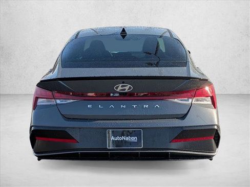 New 2026 Hyundai Elantra SEL Sport Premium image 8