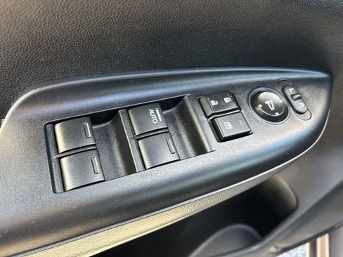 Used 2019 Honda Fit LX image 17