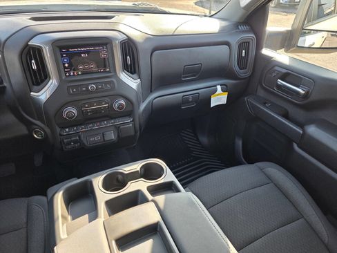 New 2025 Chevrolet Silverado 2500 Custom w/ Custom Value Package RWD image 20
