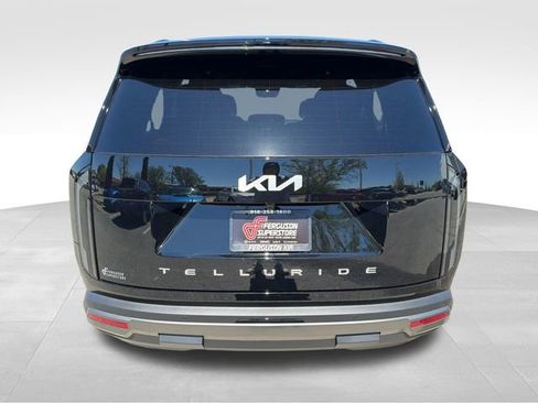 New 2027 Kia Telluride S w/ Towing Package image 4
