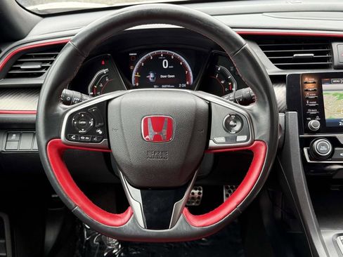 Used 2019 Honda Civic Type R image 17
