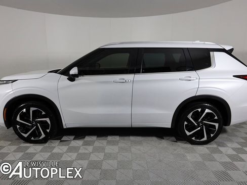 Used 2022 Mitsubishi Outlander SEL image 10