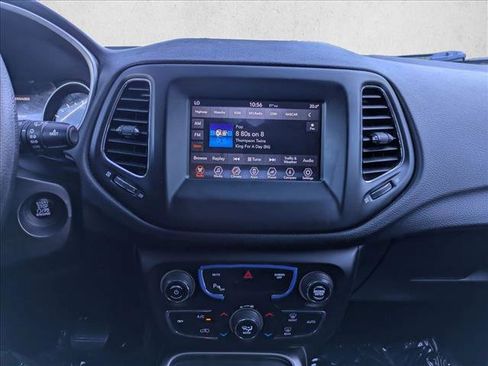 Used 2018 Jeep Compass Sport w/ Tech Group image 13