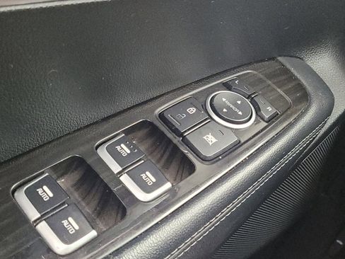 Used 2020 Kia Sorento LX FWD image 27