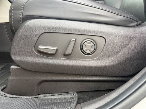 Used 2022 Kia Carnival SX FWD image 14