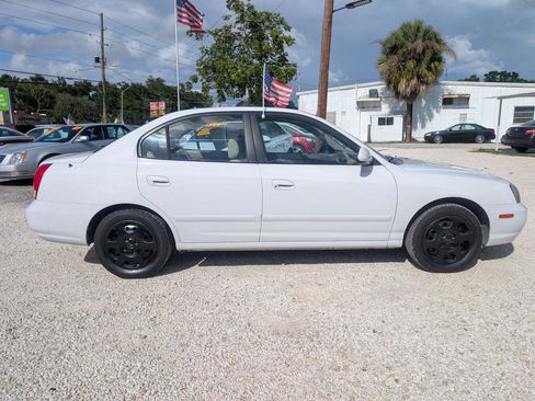 Used 2002 Hyundai Elantra GLS FWD image 8