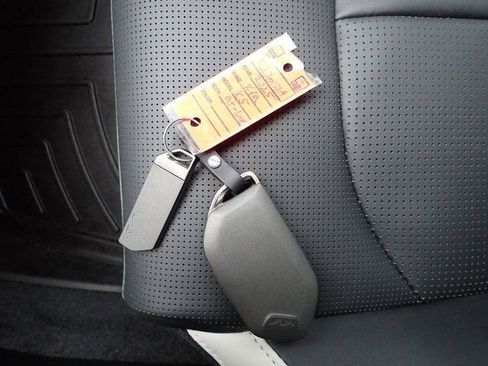 Certified 2025 Kia K5 GT-Line image 30