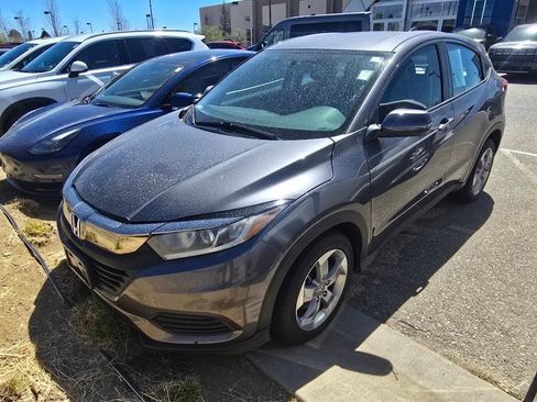 Used 2019 Honda HR-V LX image 1