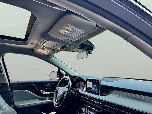 Used 2020 Lincoln Corsair Reserve w/ Appearance Package image 57