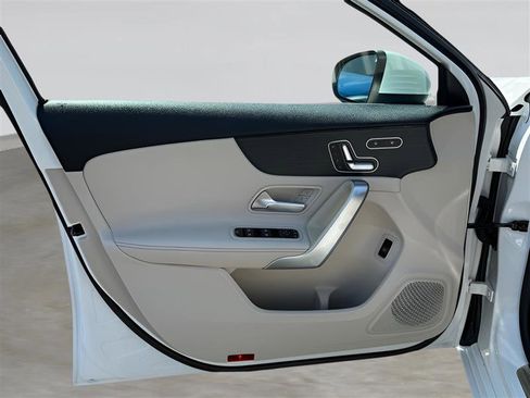 Used 2019 Mercedes-Benz A 220 image 11