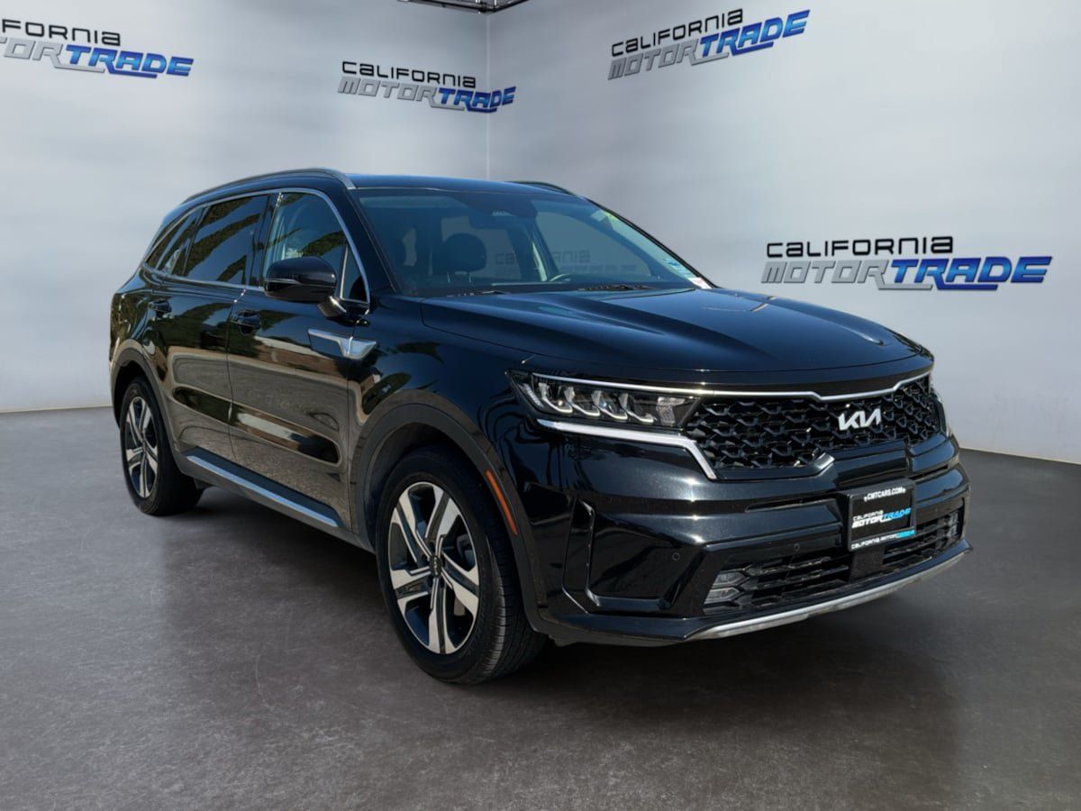 Used 2023 Kia Sorento EX AWD/4WD image 3
