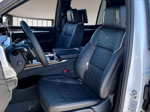 New 2026 Cadillac Escalade Platinum Sport w/ LPO, ONYX Package image 9