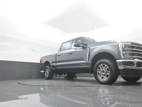 New 2026 Ford F250 Lariat w/ FX4 Off-Road Package image 29