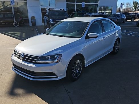 Used 2017 Volkswagen Jetta S image 1